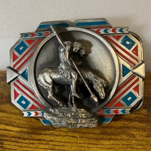 Siskiyou Native American Belt Buckle "End of the Trail" Pewter & Enamel USA 1988 - Picture 1 of 10